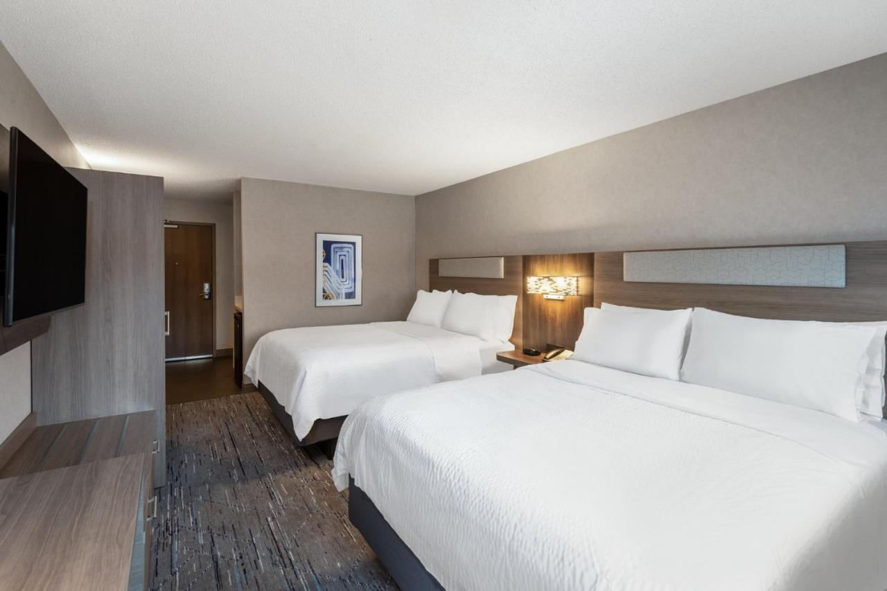 Holiday Inn Express & Suites Wadsworth By Ihg Zewnętrze zdjęcie
