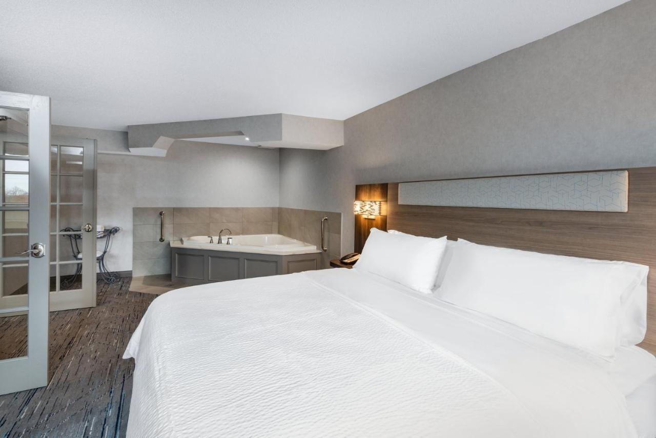 Holiday Inn Express & Suites Wadsworth By Ihg Zewnętrze zdjęcie