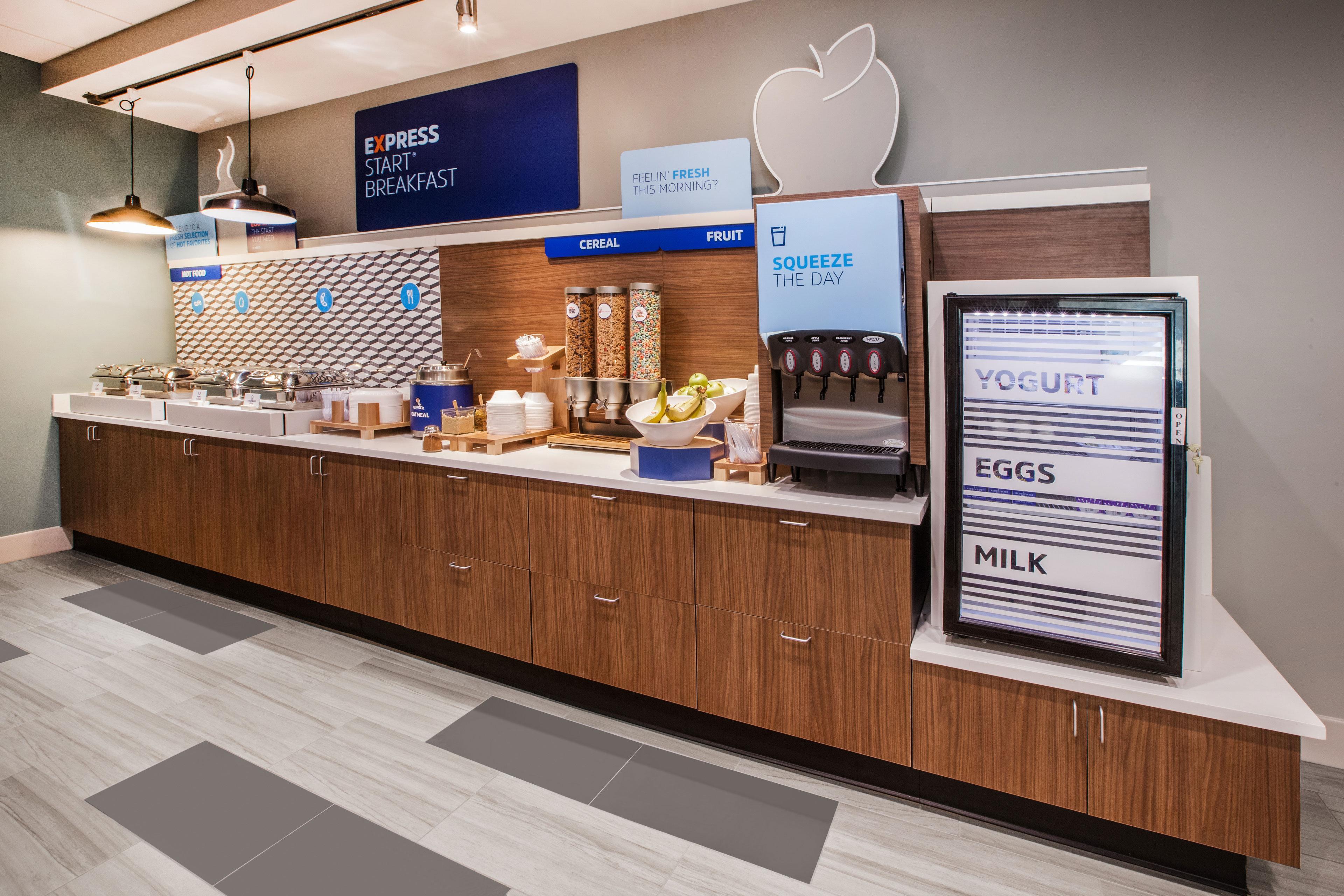 Holiday Inn Express & Suites Wadsworth By Ihg Zewnętrze zdjęcie